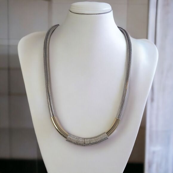 Vintage Freedom Silver Tone Statement Metal Bib Mesh Chain Necklace 20" - Picture 1 of 3